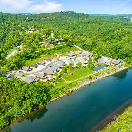New Ozark Oasis Luxe Cabin Retreat With Hot Tub